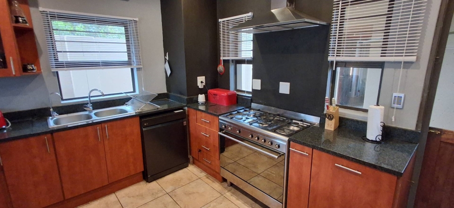 4 Bedroom Property for Sale in Leloko North West